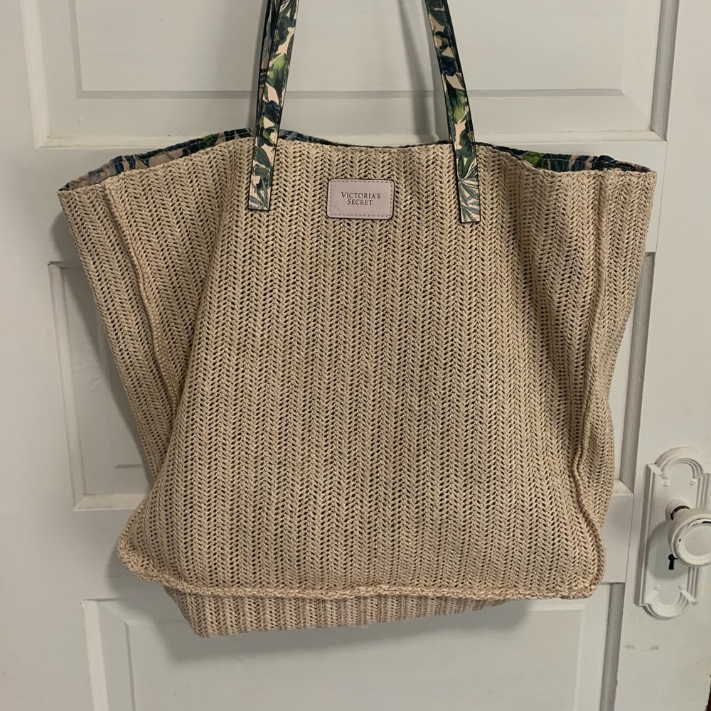 Victoria’s Secret woven tote - never used
